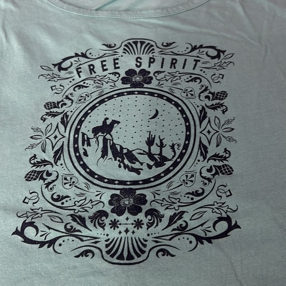 Sleeveless top🩵🩵🩵🩵🩵🩵🩵 - Picture 2 of 3